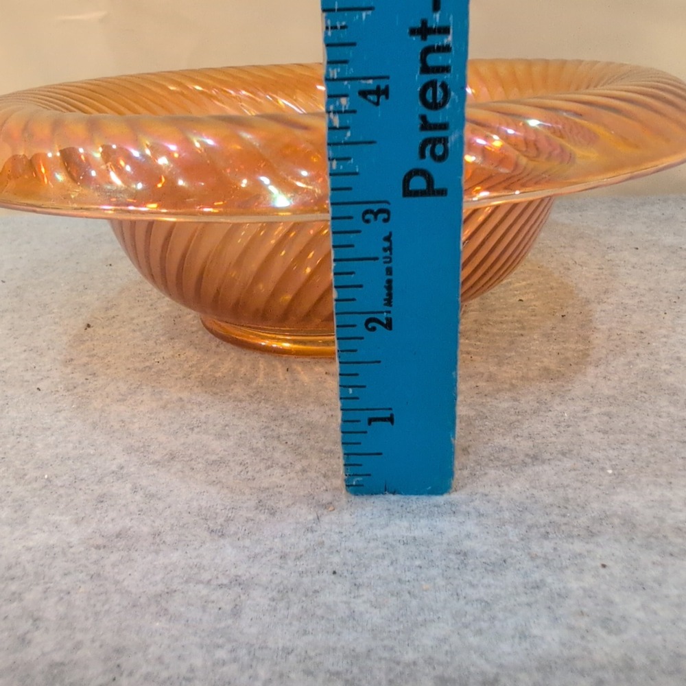 Vintage Marigold Iridescent Carnival Glass Swirl Ribbed Decorative Bowl - Picture 7 of 8